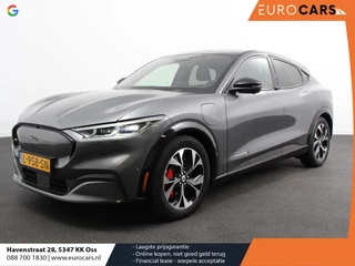 Ford Mustang Mach-E Extended First Edition AWD 98 kWh Climate control | Trekhaak | Camera | Parkeersensoren | Panorama dak | Sfeerverlichting | Stoel verwarming | Stuur verwarming | Adaptieve cruise control | Elektrische kofferbak | Lichtmetalen velgen | Apple Carplay/ Android Auto