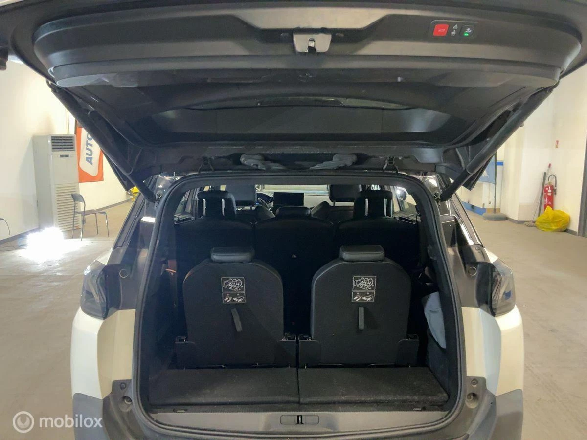 Hoofdafbeelding Peugeot 5008