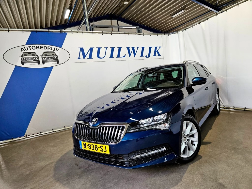 Hoofdafbeelding Škoda Superb