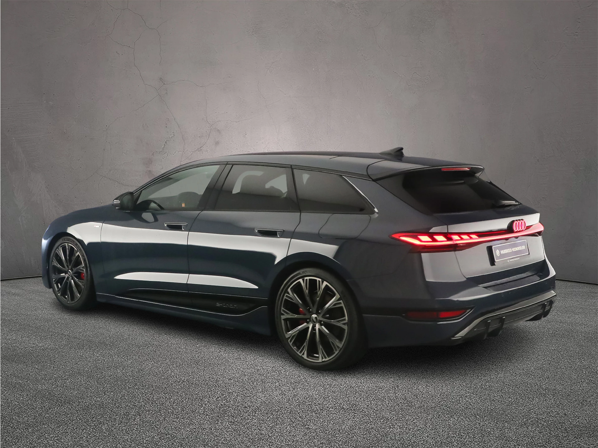 Hoofdafbeelding Audi A6 Avant e-tron