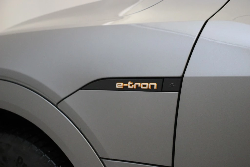 Hoofdafbeelding Audi e-tron