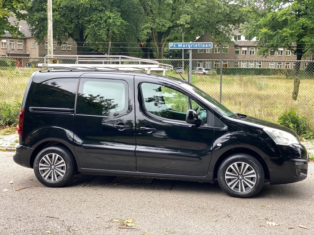 Hoofdafbeelding Peugeot Partner