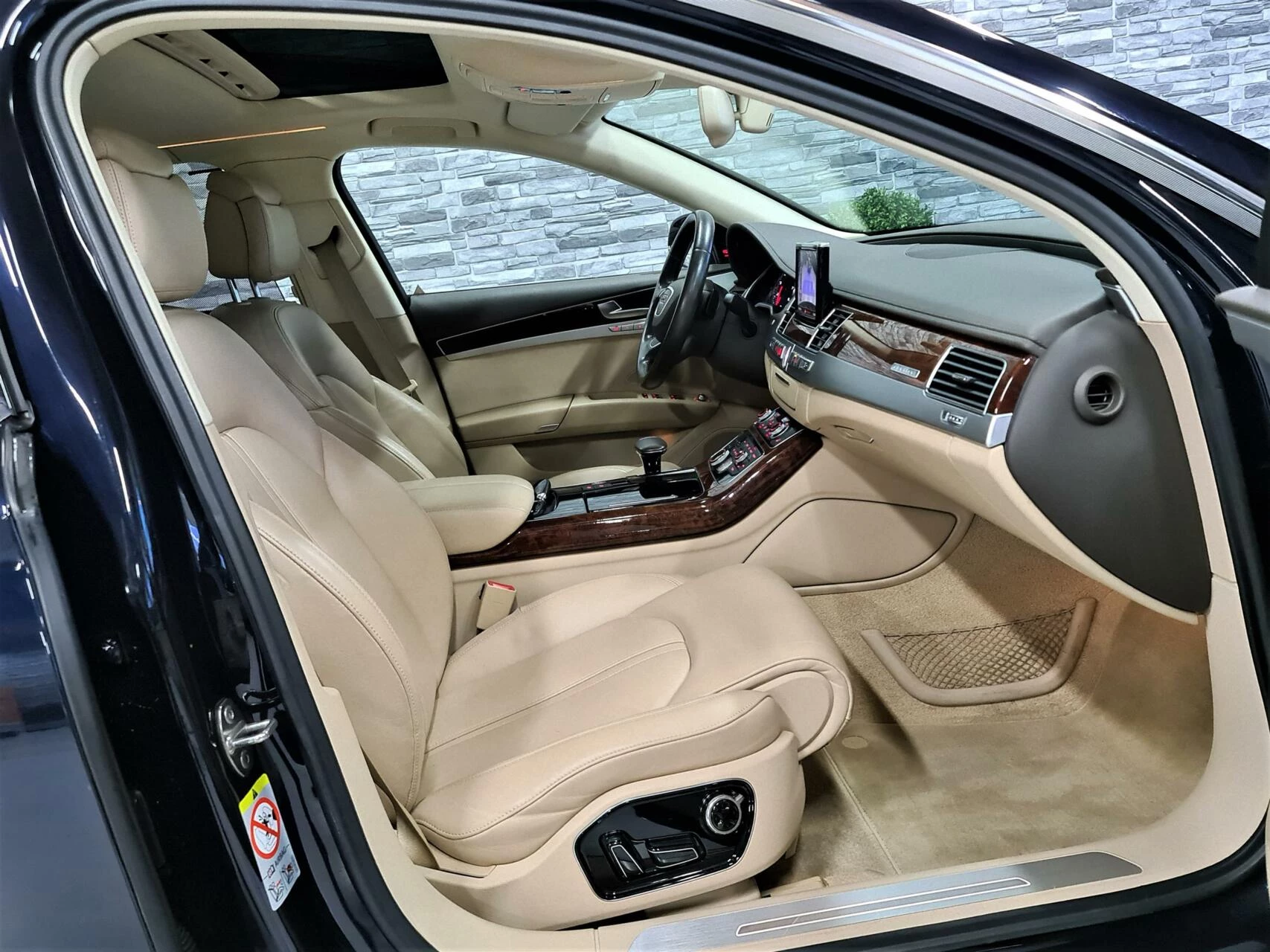 Hoofdafbeelding Audi A8