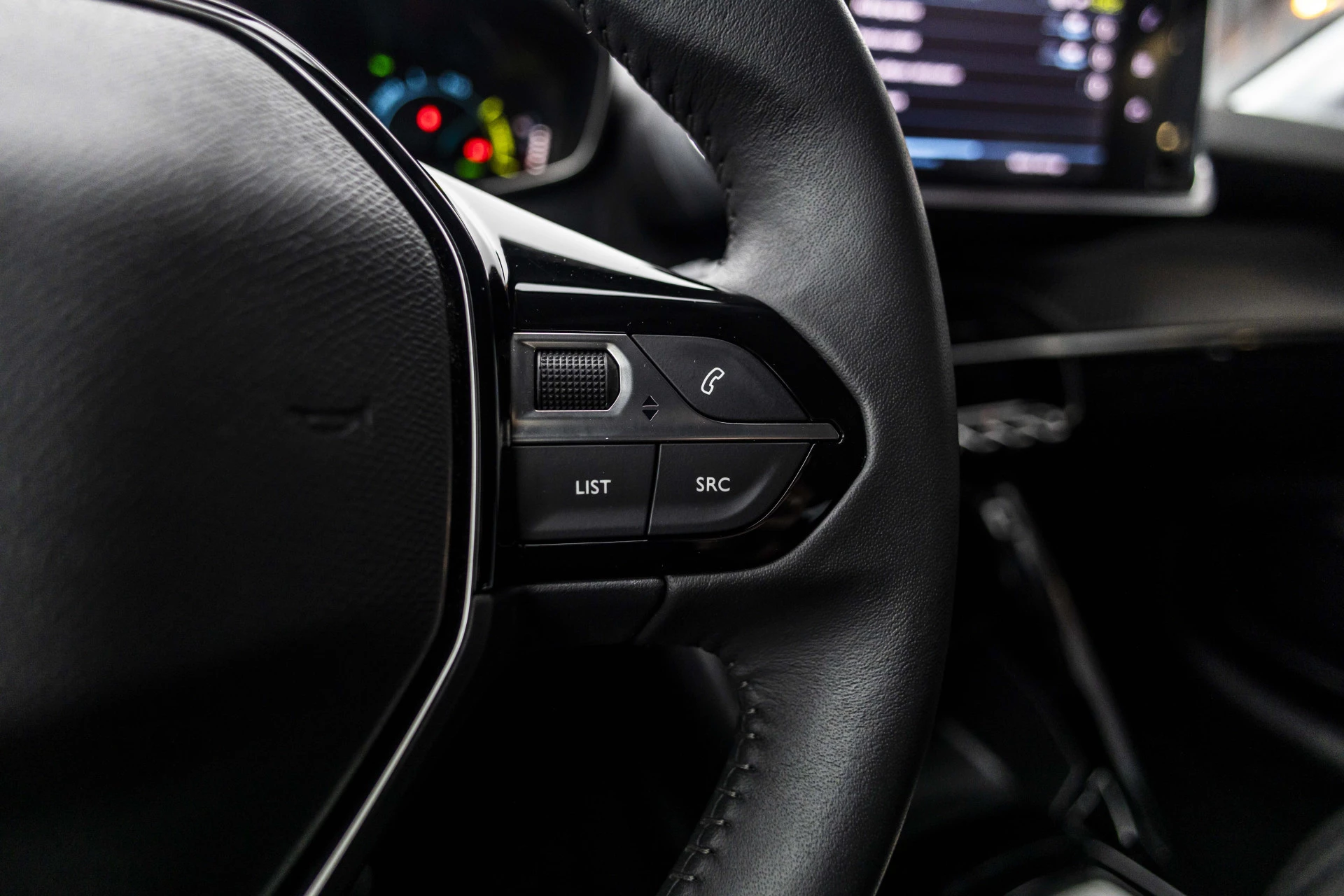 Hoofdafbeelding Peugeot e-208