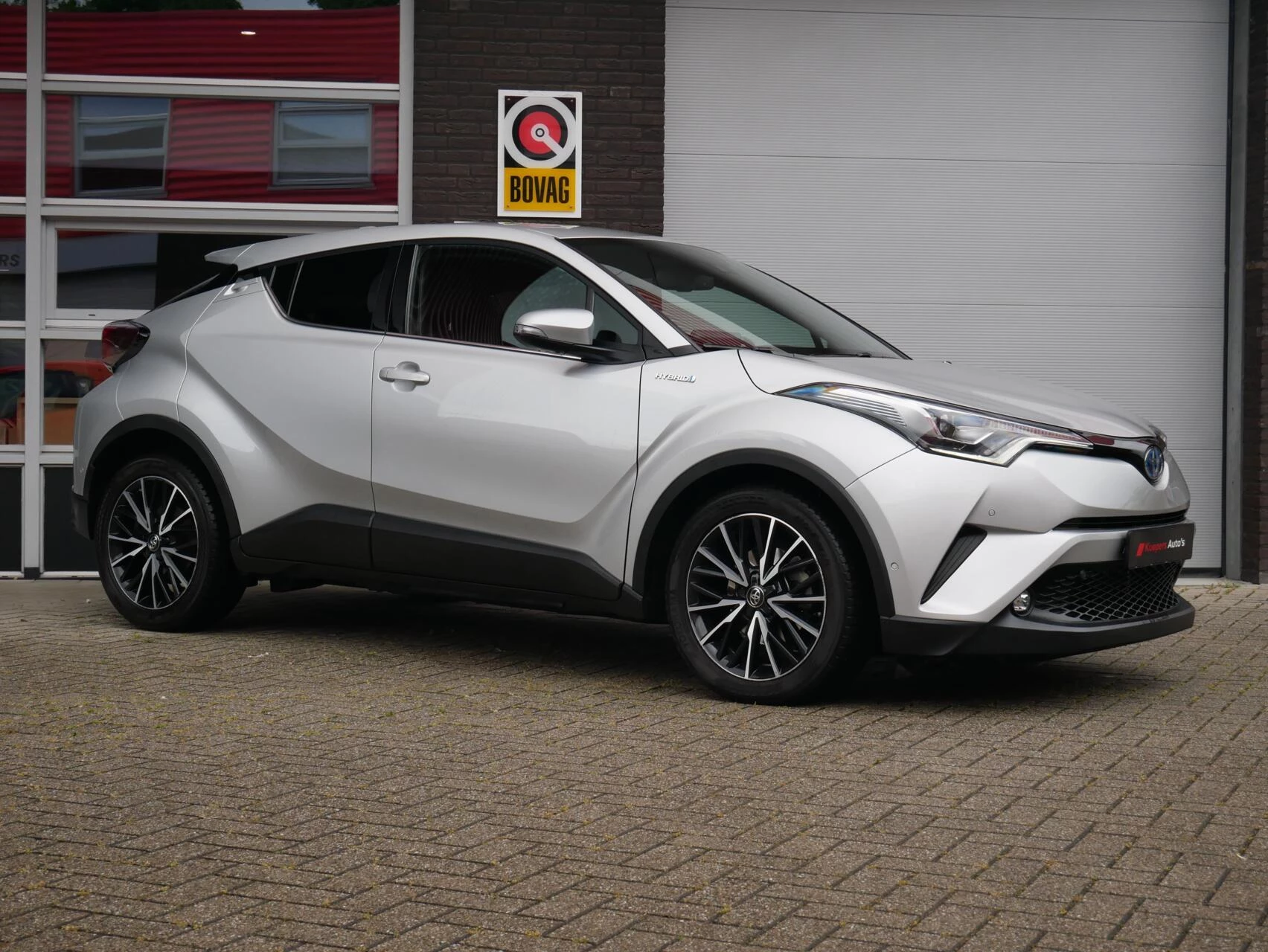Hoofdafbeelding Toyota C-HR