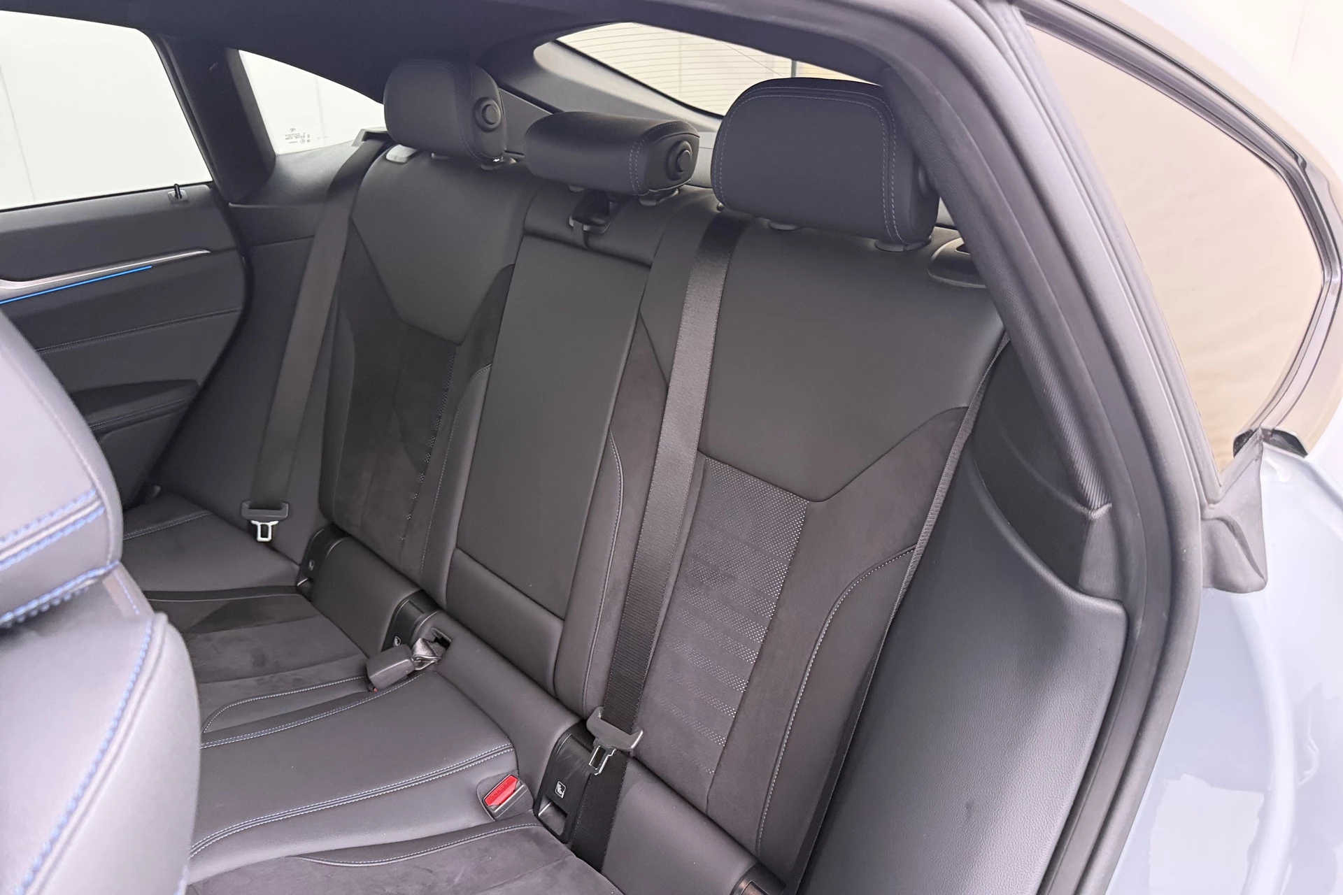 Hoofdafbeelding BMW i4
