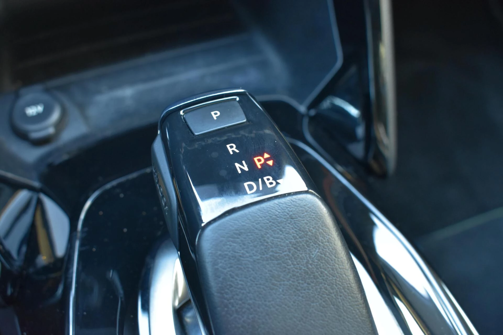 Hoofdafbeelding Peugeot e-2008