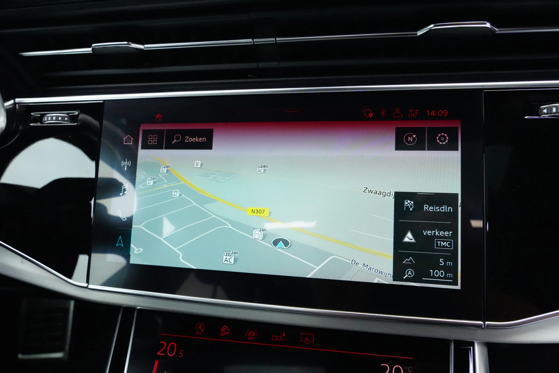 Hoofdafbeelding Audi Q8