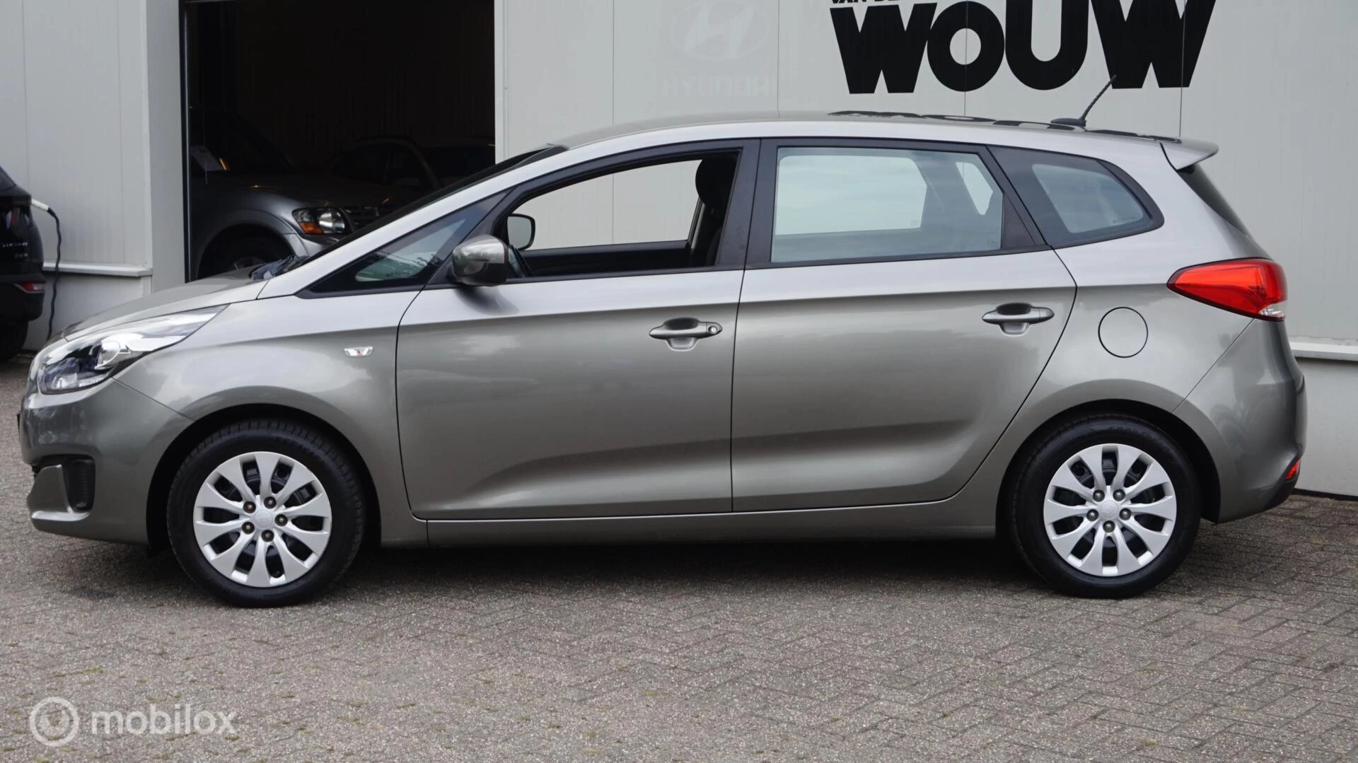 Hoofdafbeelding Kia Carens