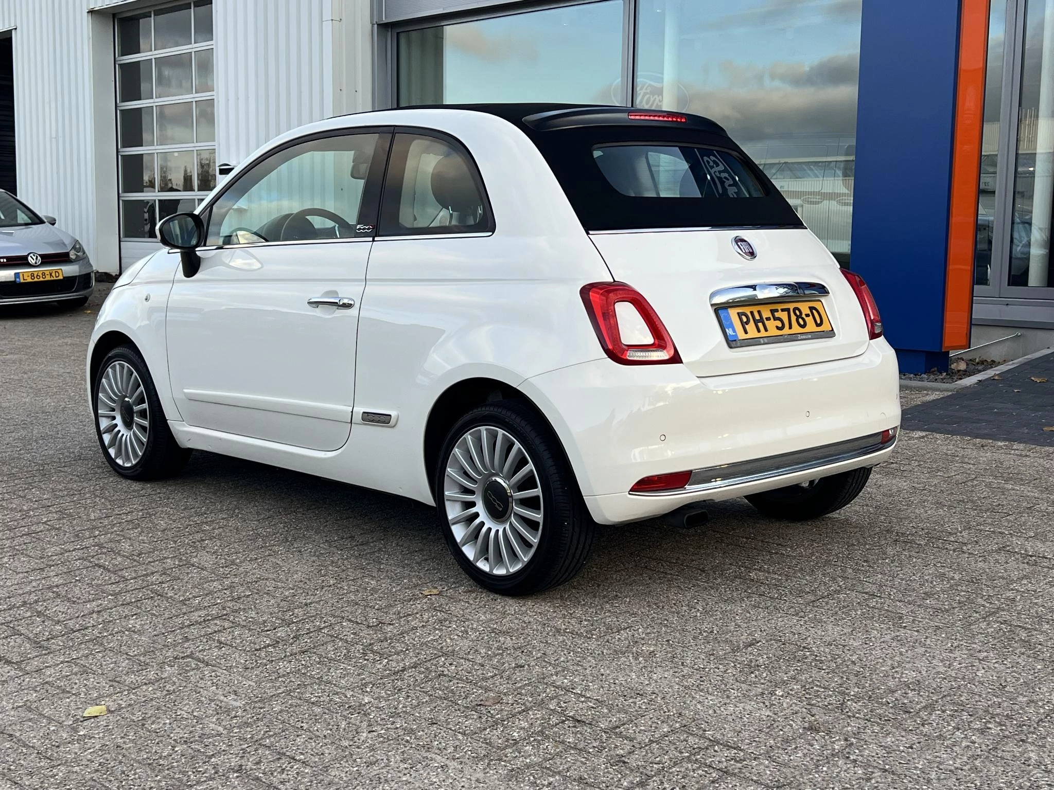 Hoofdafbeelding Fiat 500C