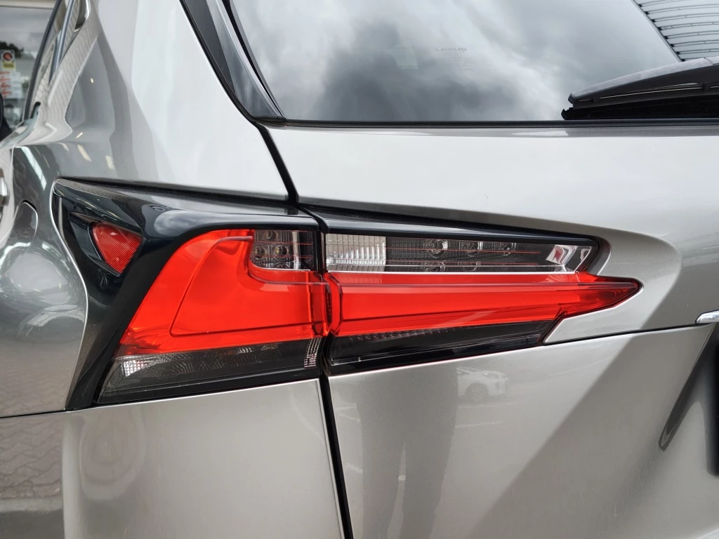 Hoofdafbeelding Lexus NX