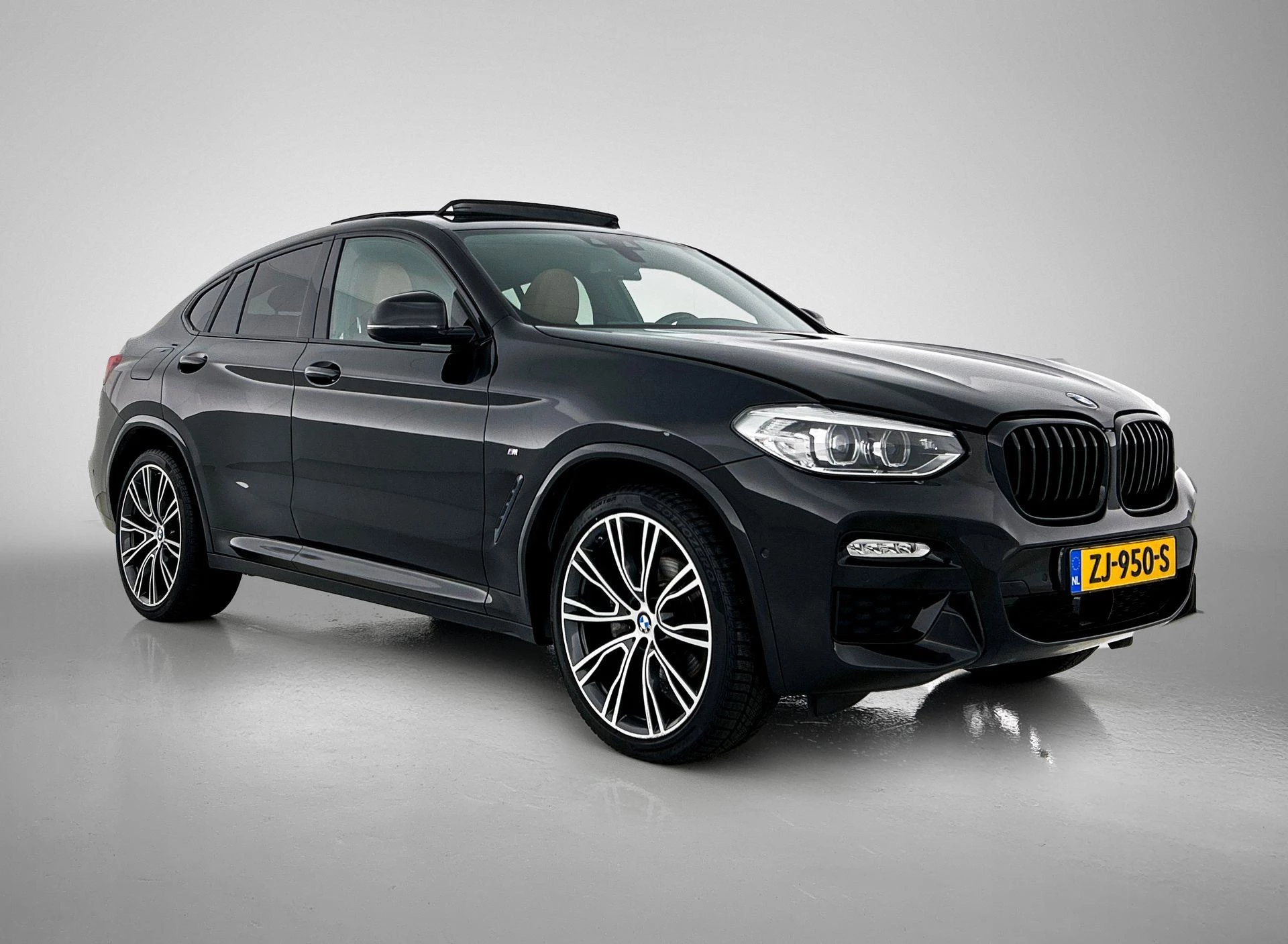 Hoofdafbeelding BMW X4
