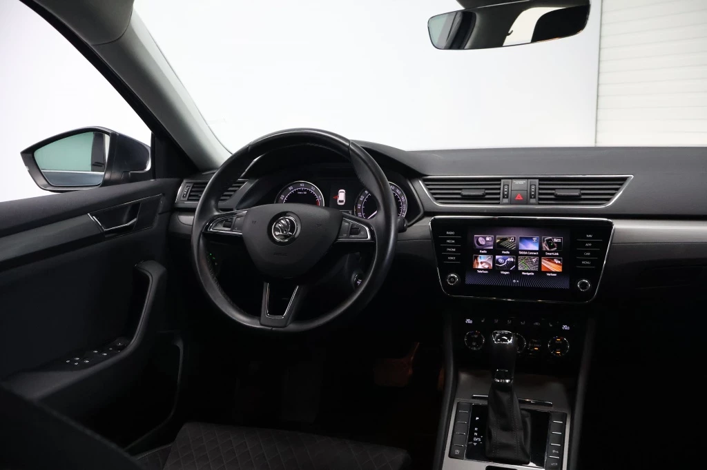 Hoofdafbeelding Škoda Superb