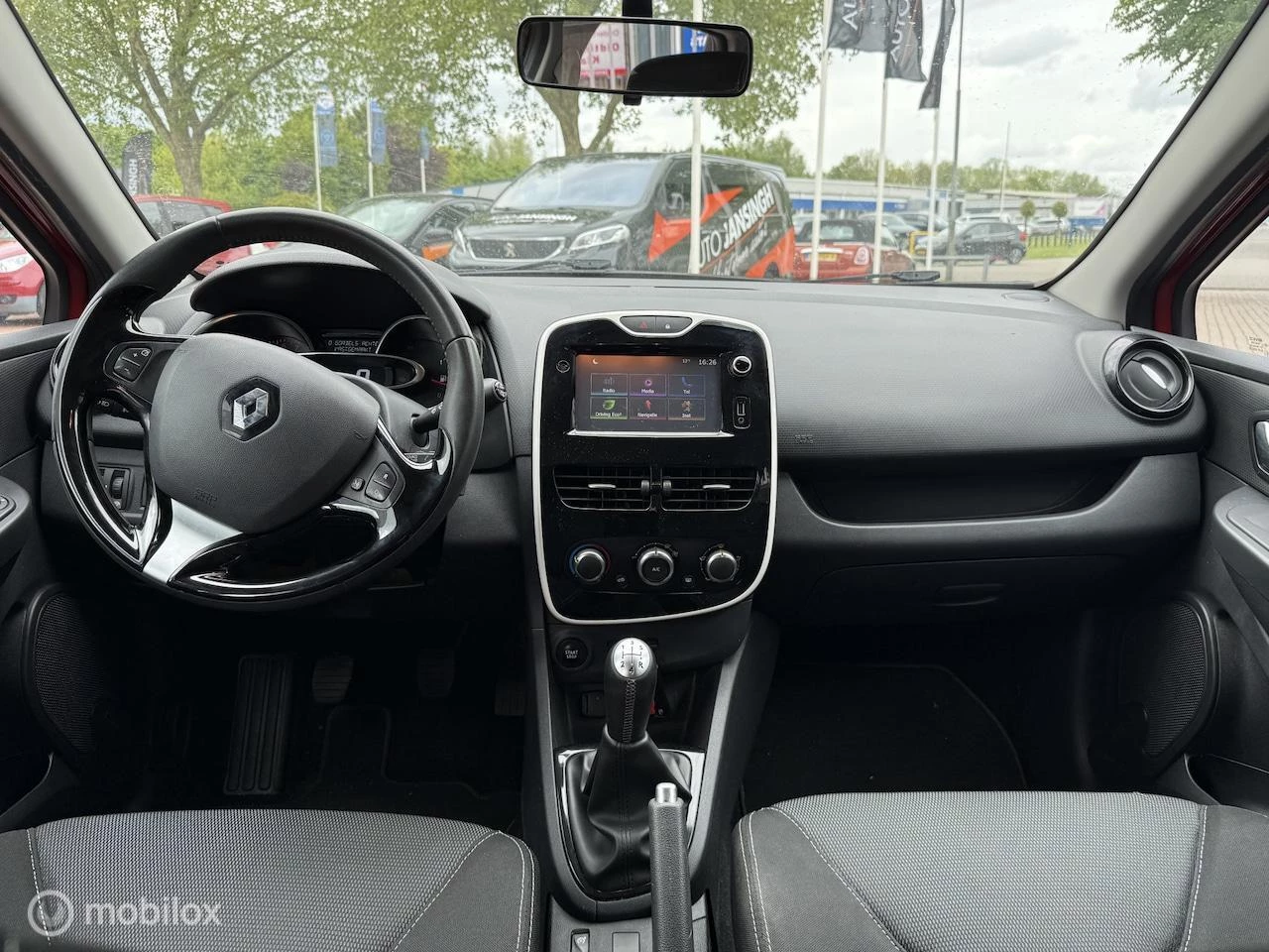Hoofdafbeelding Renault Clio