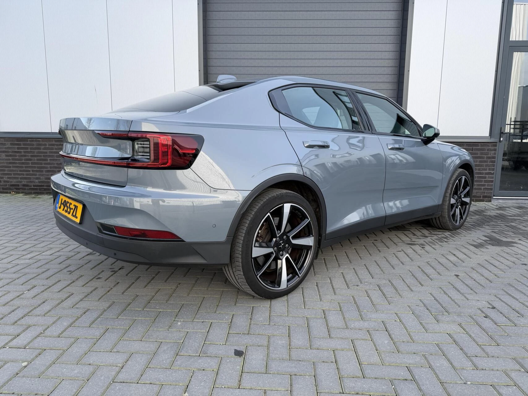 Hoofdafbeelding Polestar 2