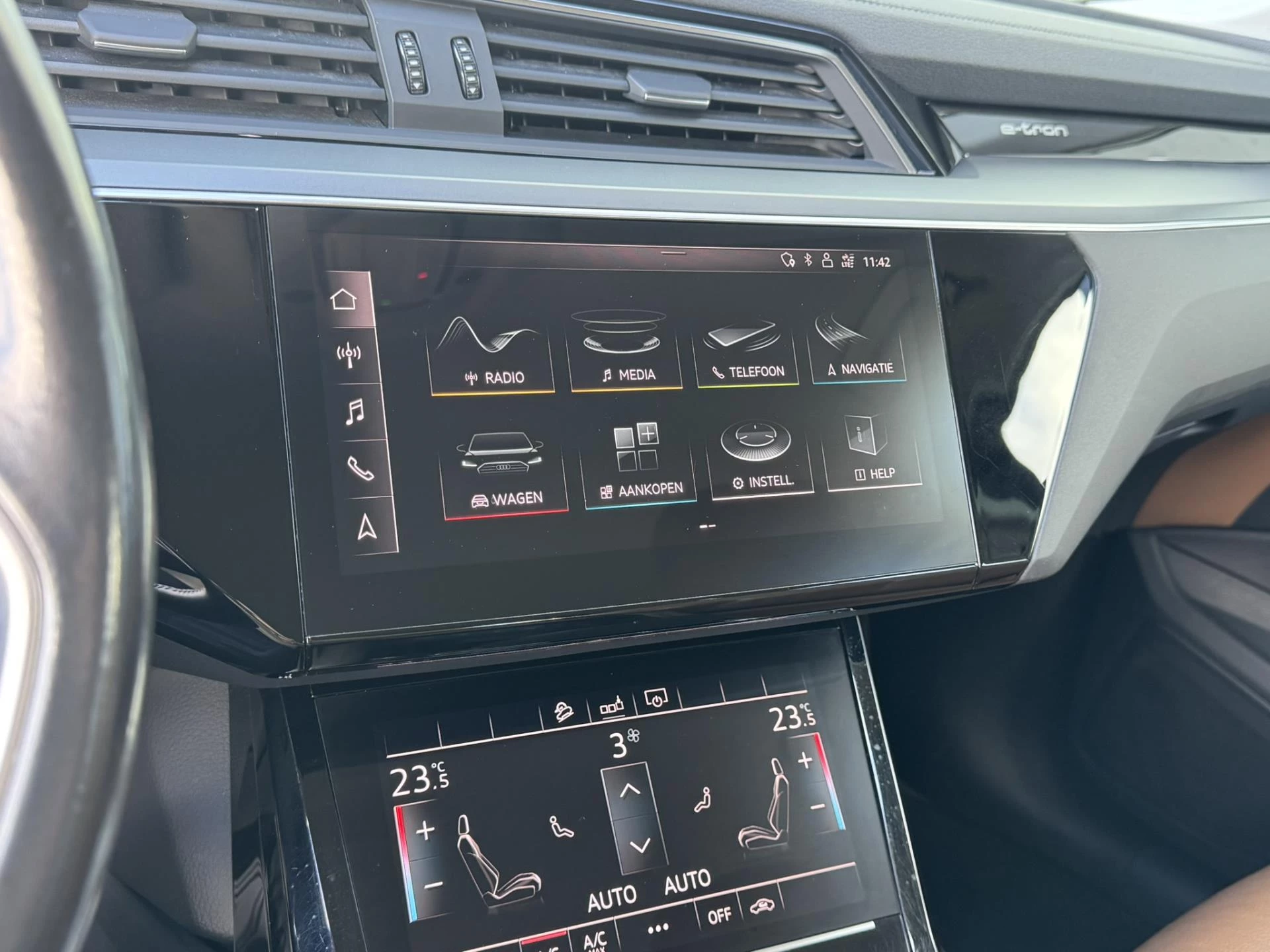 Hoofdafbeelding Audi e-tron