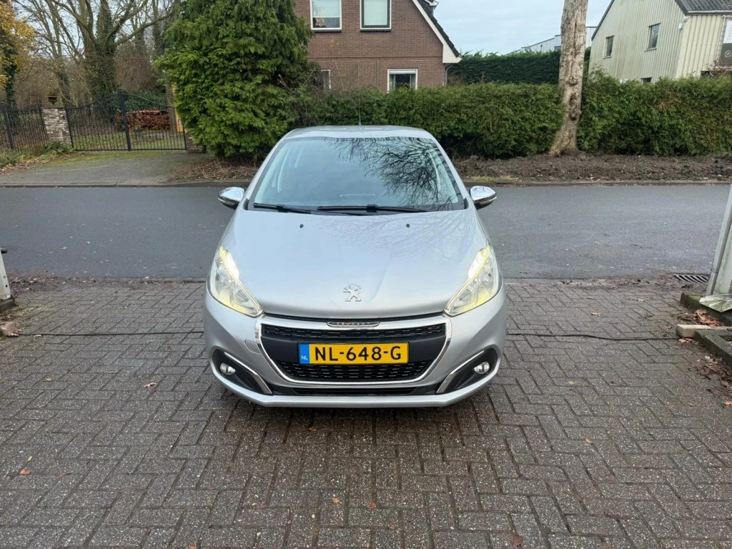 Hoofdafbeelding Peugeot 208