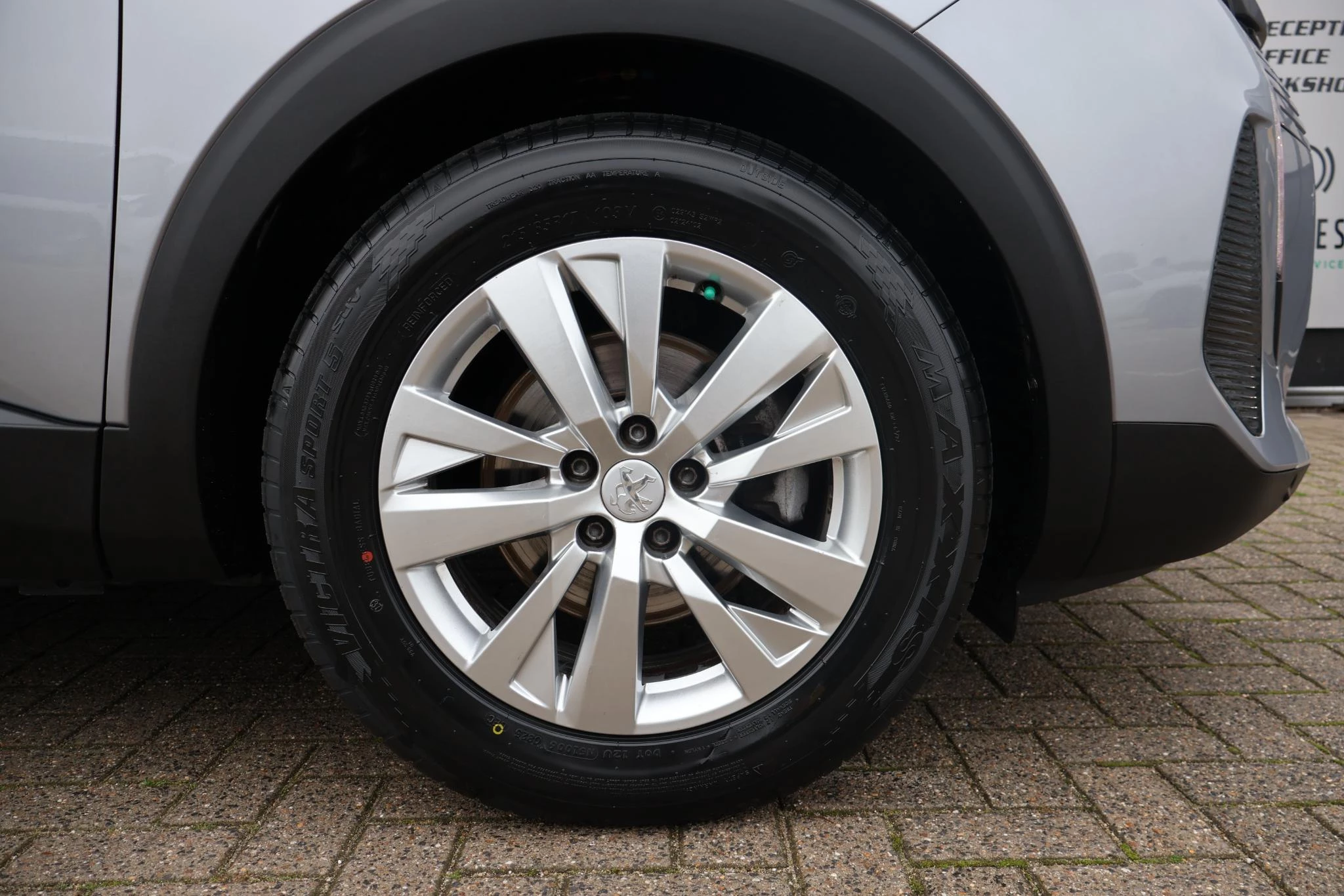 Hoofdafbeelding Peugeot 5008