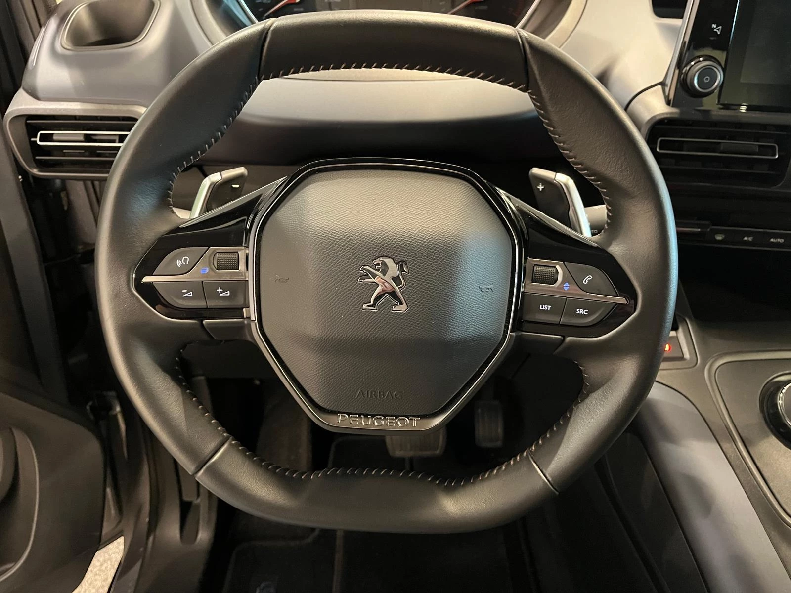 Hoofdafbeelding Peugeot Rifter
