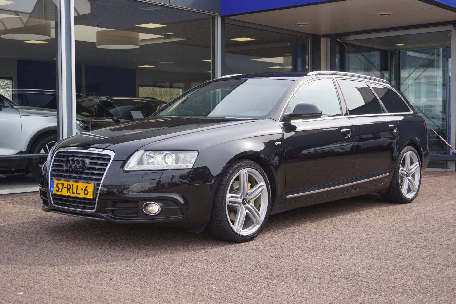 Hoofdafbeelding Audi A6