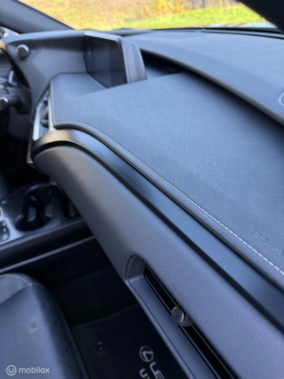 Hoofdafbeelding Lexus UX