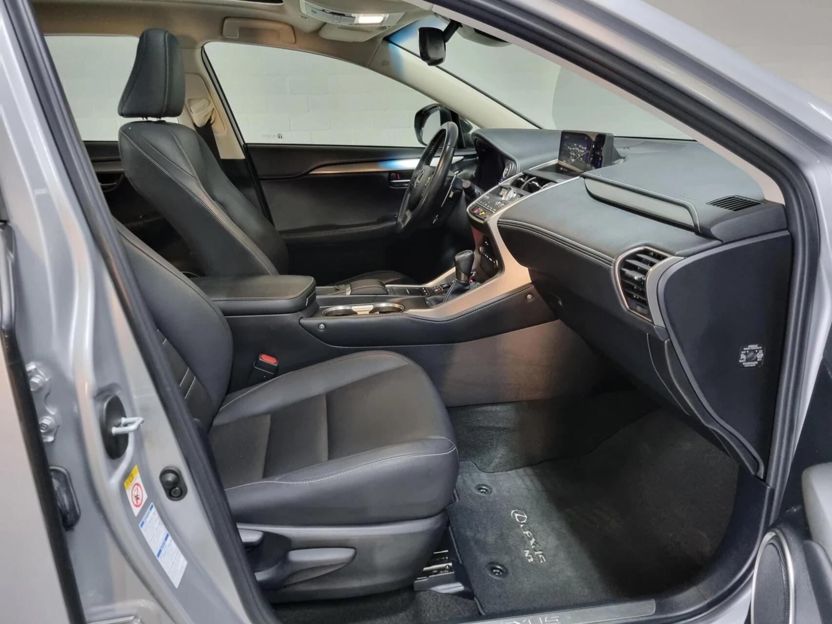 Hoofdafbeelding Lexus NX