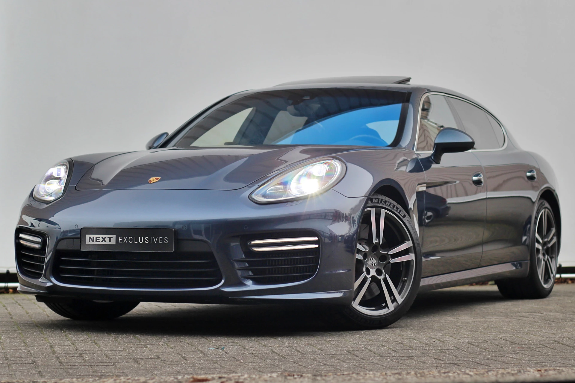 Hoofdafbeelding Porsche Panamera