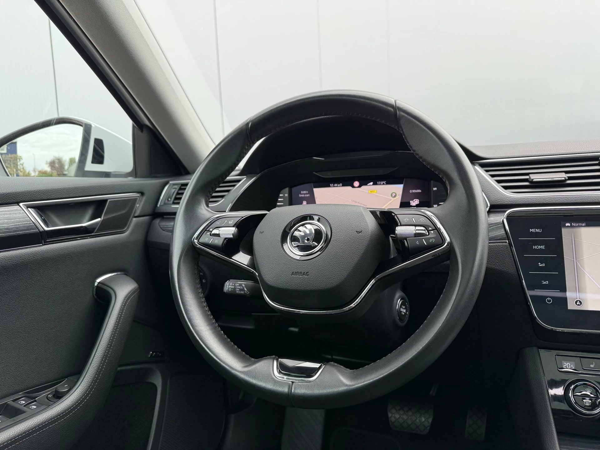 Hoofdafbeelding Škoda Superb