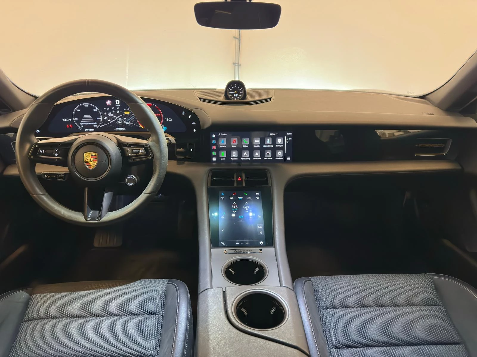 Hoofdafbeelding Porsche Taycan