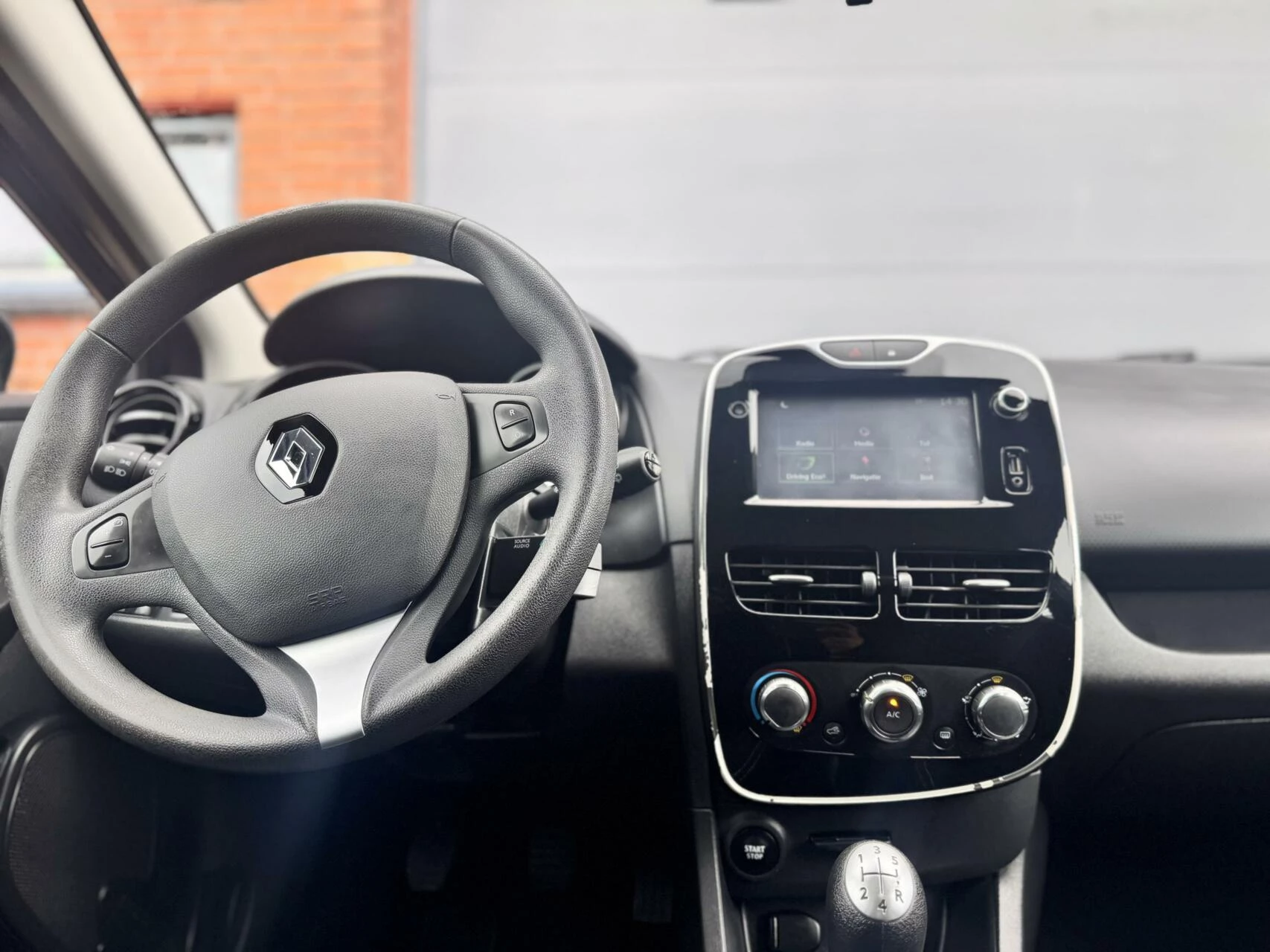 Hoofdafbeelding Renault Clio