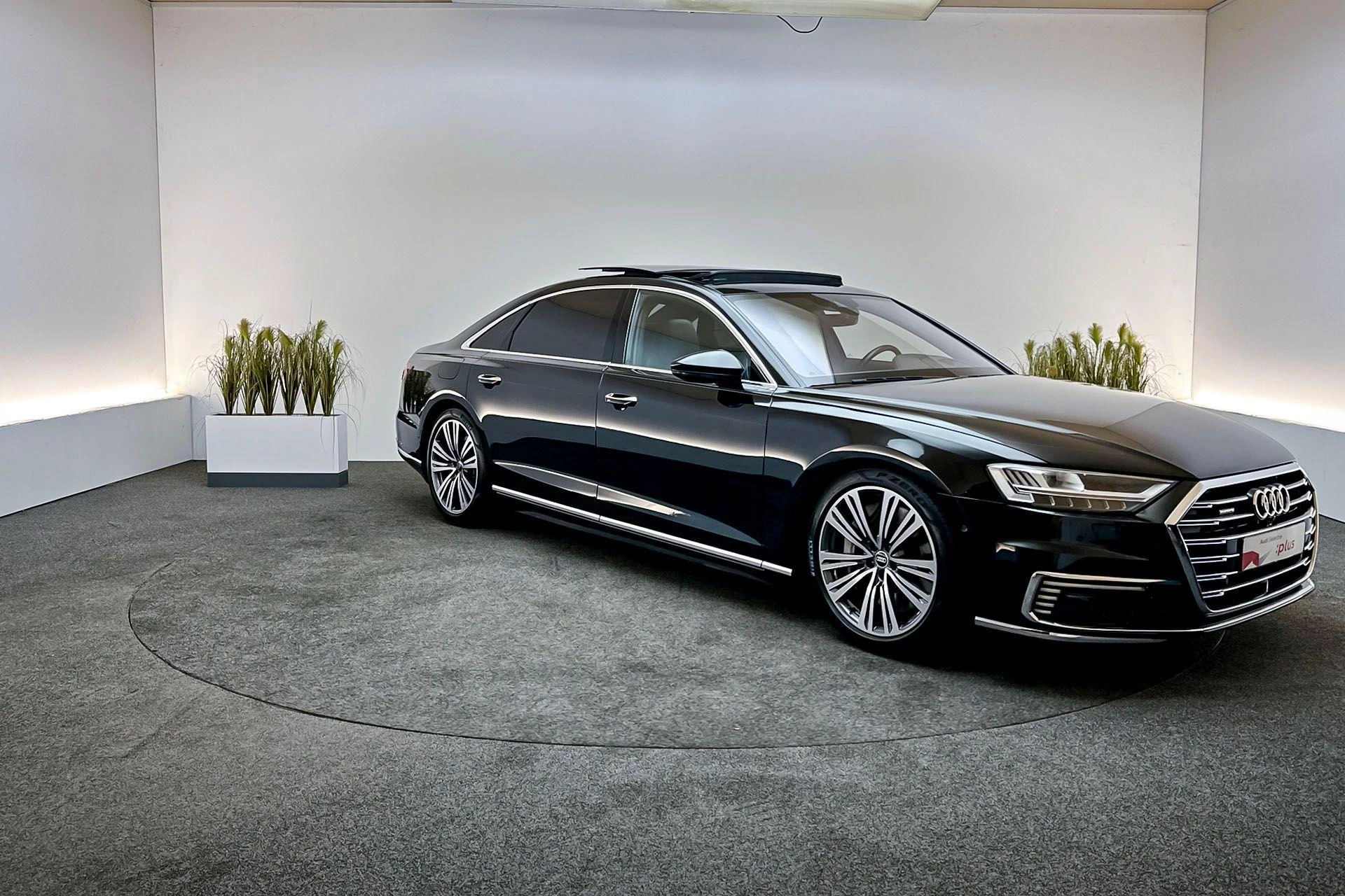 Hoofdafbeelding Audi A8