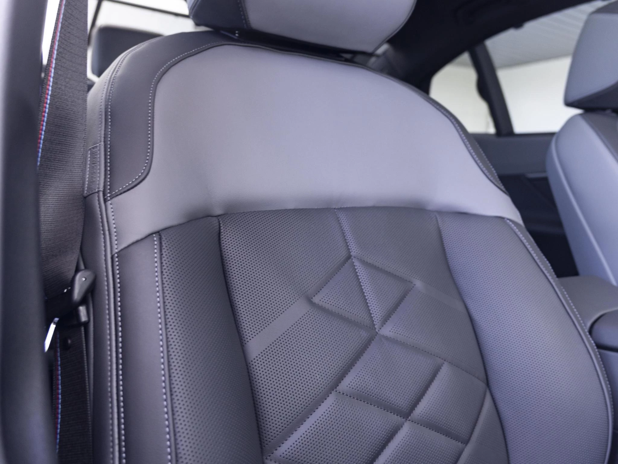 Hoofdafbeelding BMW i5