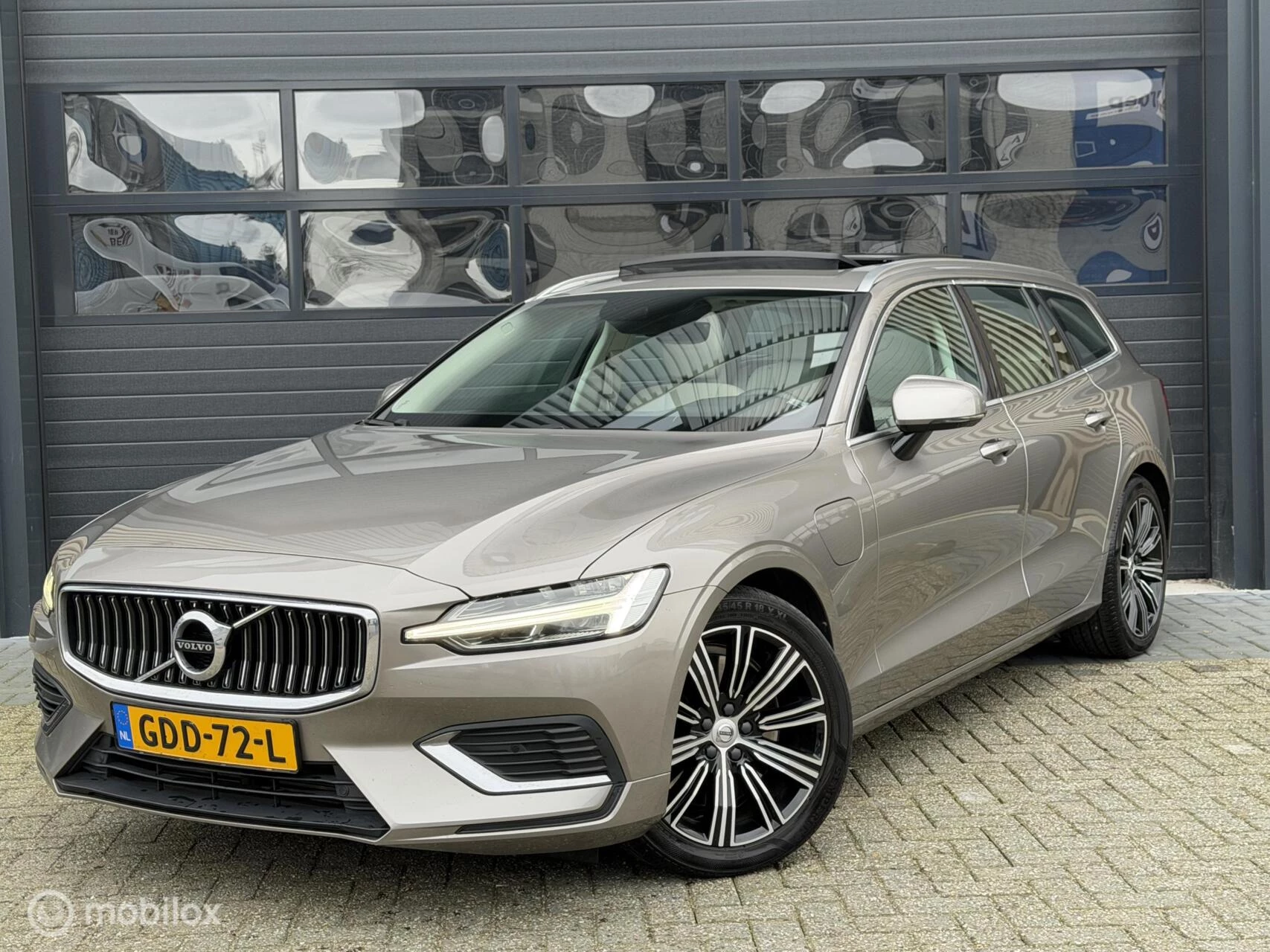 Hoofdafbeelding Volvo V60