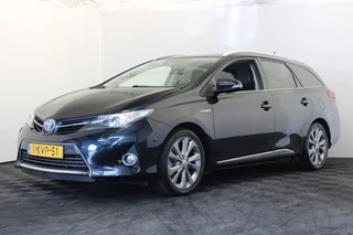Toyota Auris Touring Sports 1.8 Hybrid Lease Pro |Pano|