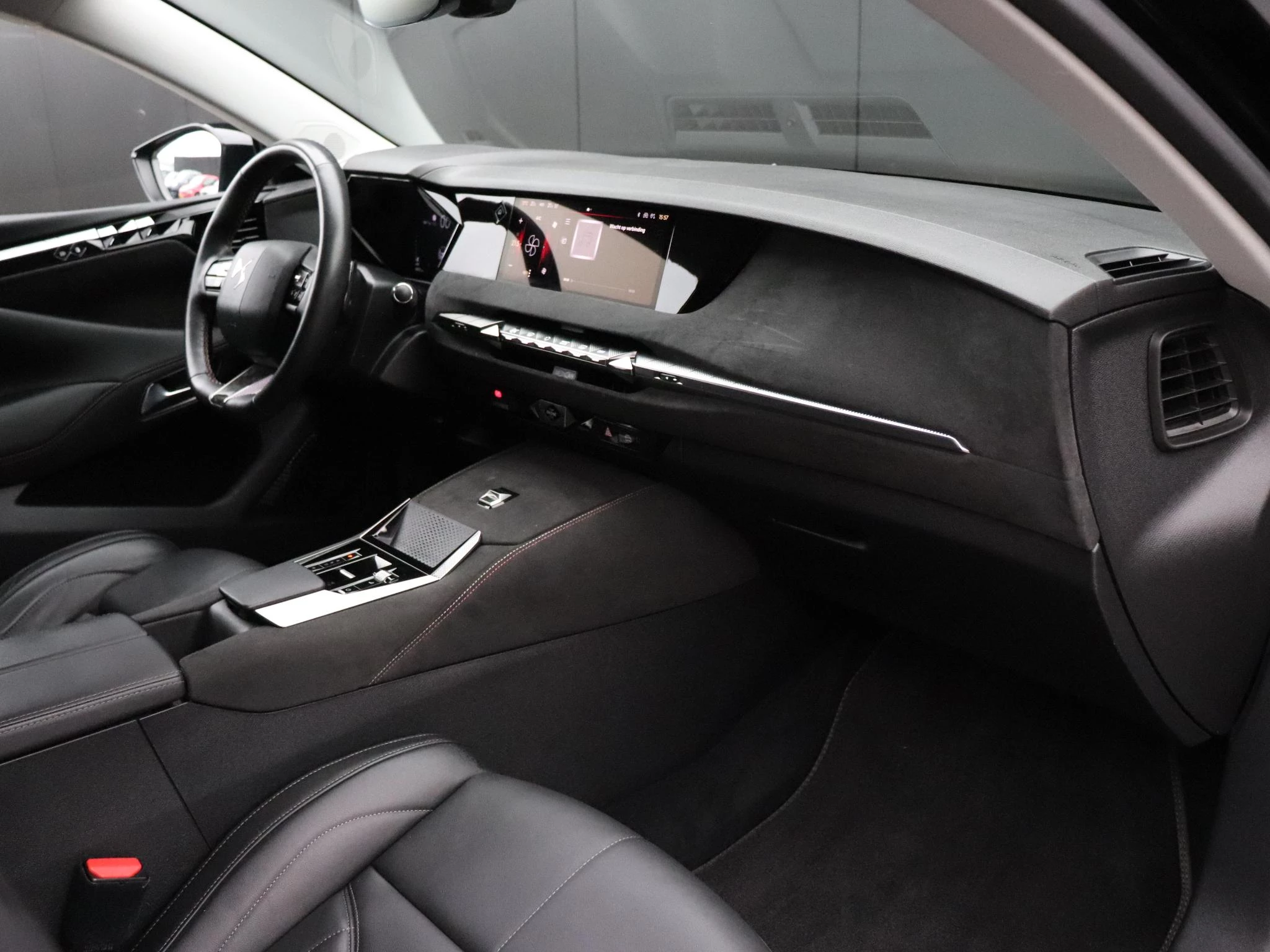 Hoofdafbeelding DS DS 4