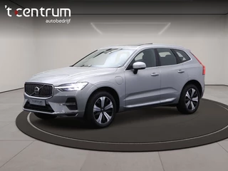 Hoofdafbeelding Volvo XC60 Volvo XC60 2.0 T6 Plug-in hybrid AWD 350 PK Ultimate Bright Long Range, Sportstoelen, Panoramadak, Harman / Kardon Geluidssysteem