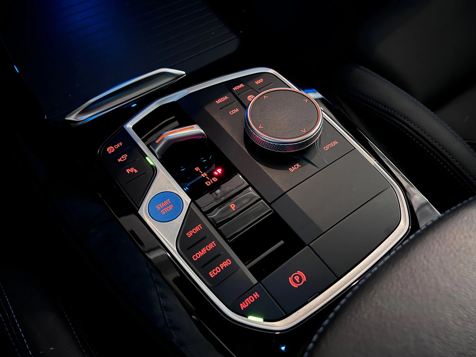 Hoofdafbeelding BMW iX3