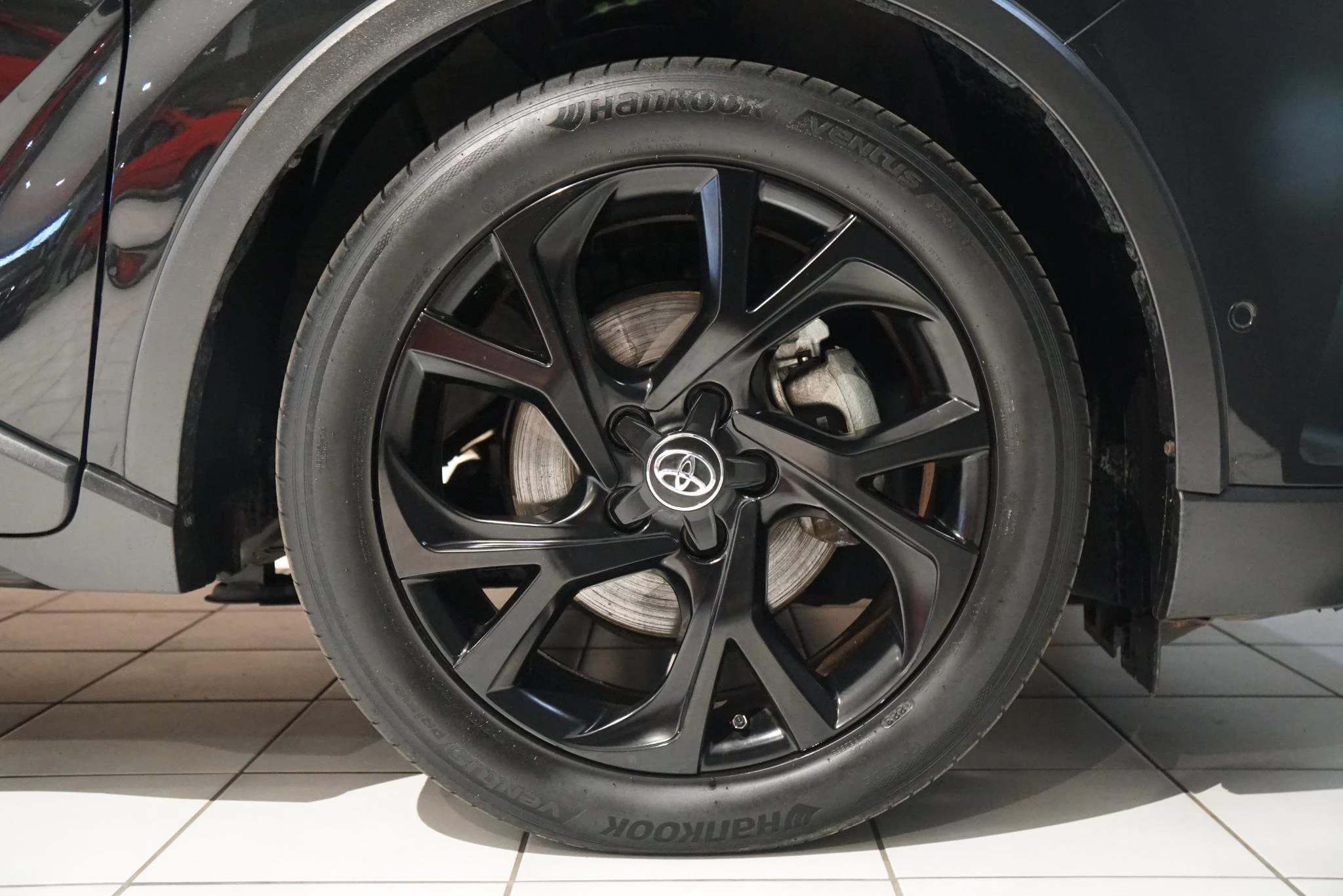 Hoofdafbeelding Toyota C-HR