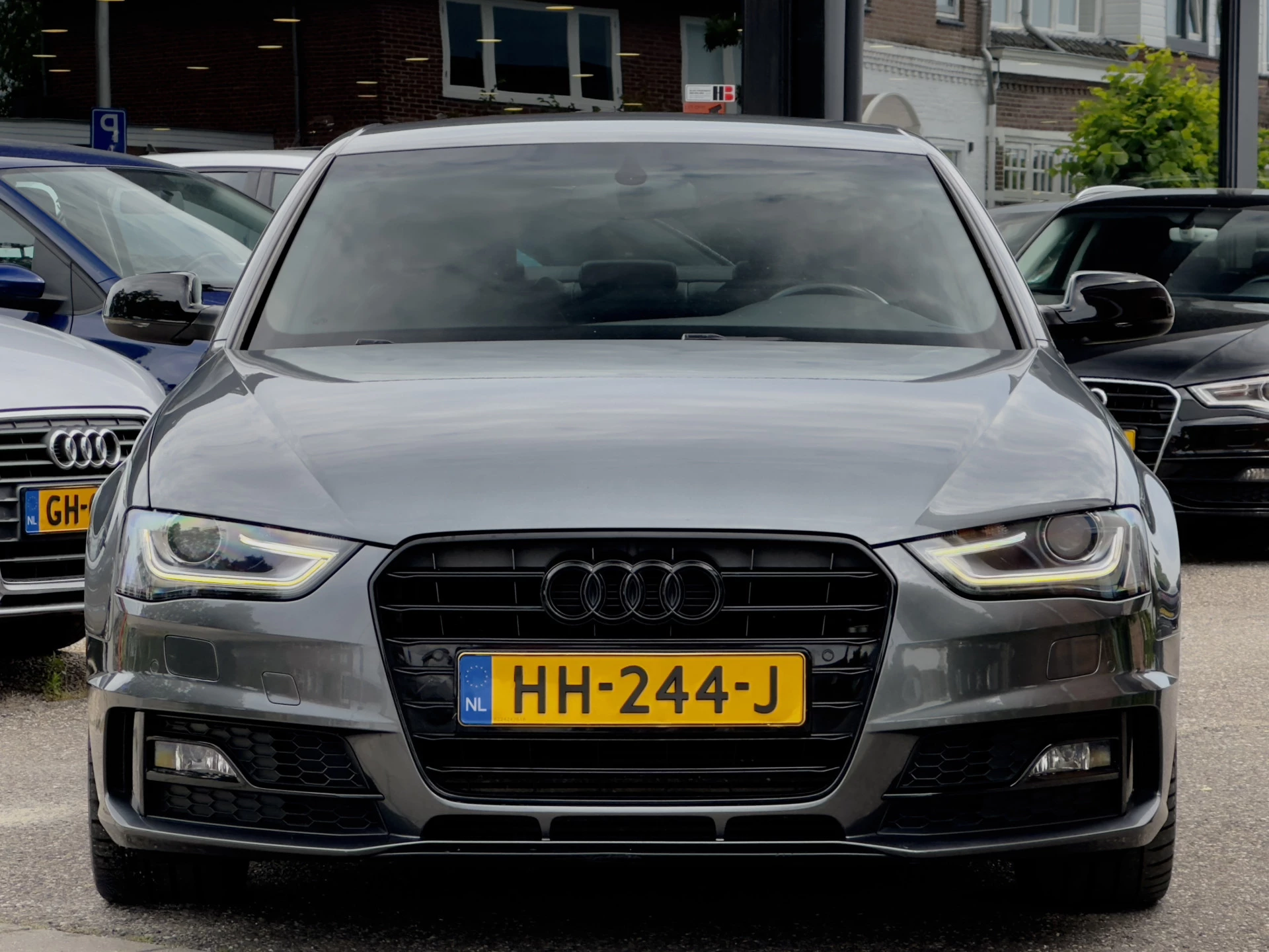 Hoofdafbeelding Audi A4