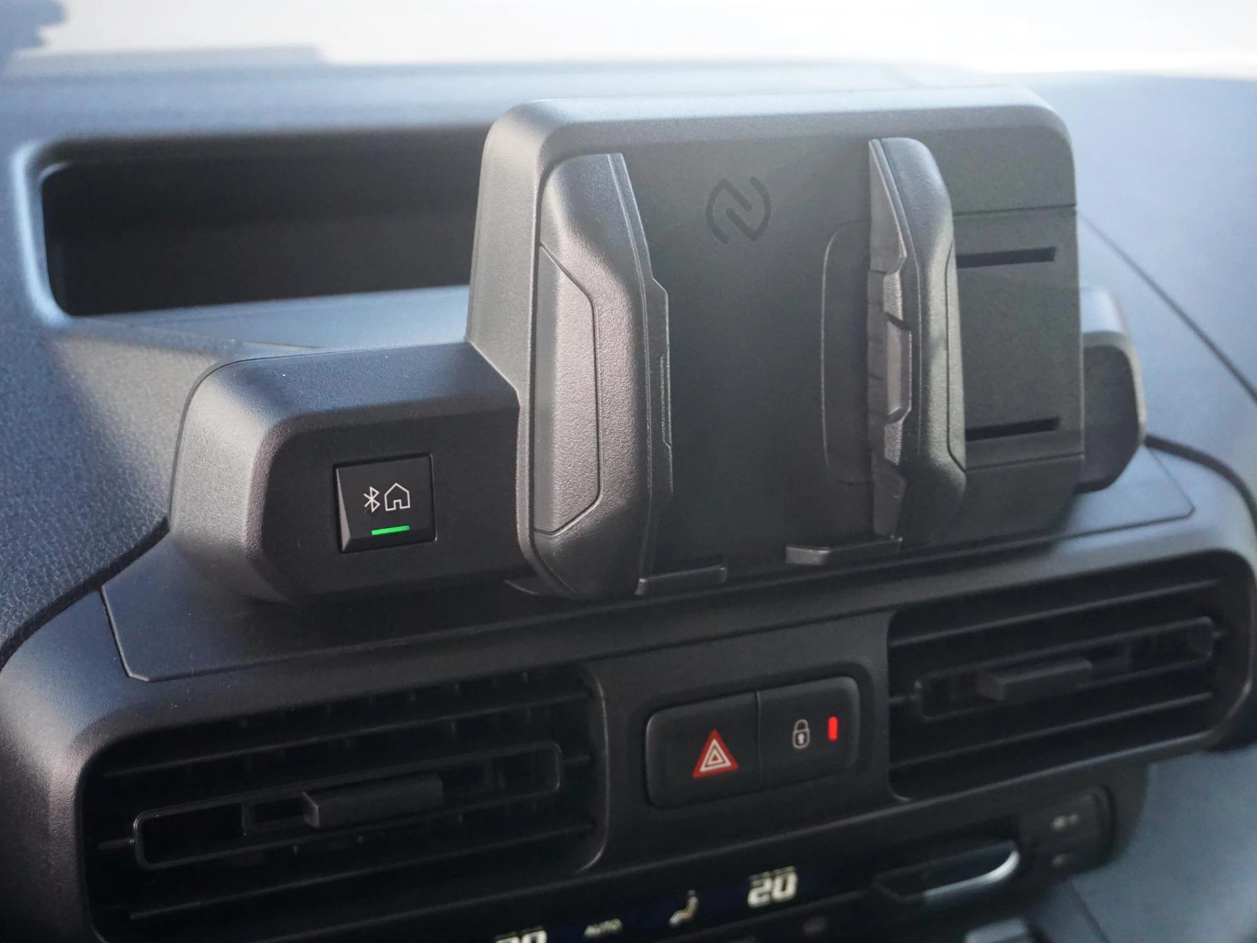 Hoofdafbeelding Peugeot e-Partner