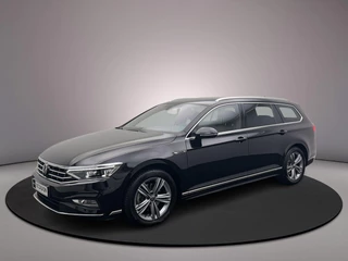 Volkswagen Passat Variant R-Line Business 1.5 TSI 150pk DSG Automaat Adaptive cruise control, Naviatie, Achteruitrijcamera, LED matrix koplampen, Stoelverwarming, Parkeersensoren