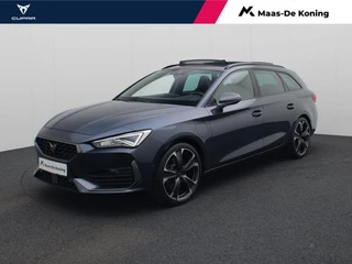 Hoofdafbeelding CUPRA Leon Sportstourer CUPRA Leon Sportstourer 1.4e-Hybrid 180kW/245PK VZ Performance DSG ·Panoramadak ·  Navigatie · Camera + Parkeersensoren · Apple Car Play ·