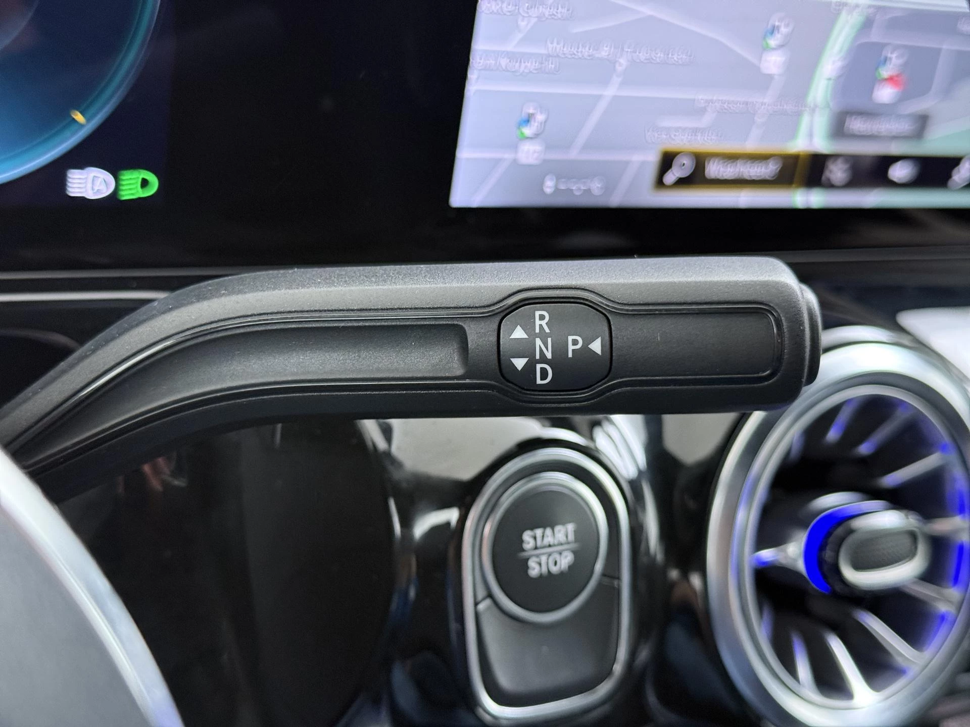 Hoofdafbeelding Mercedes-Benz EQA