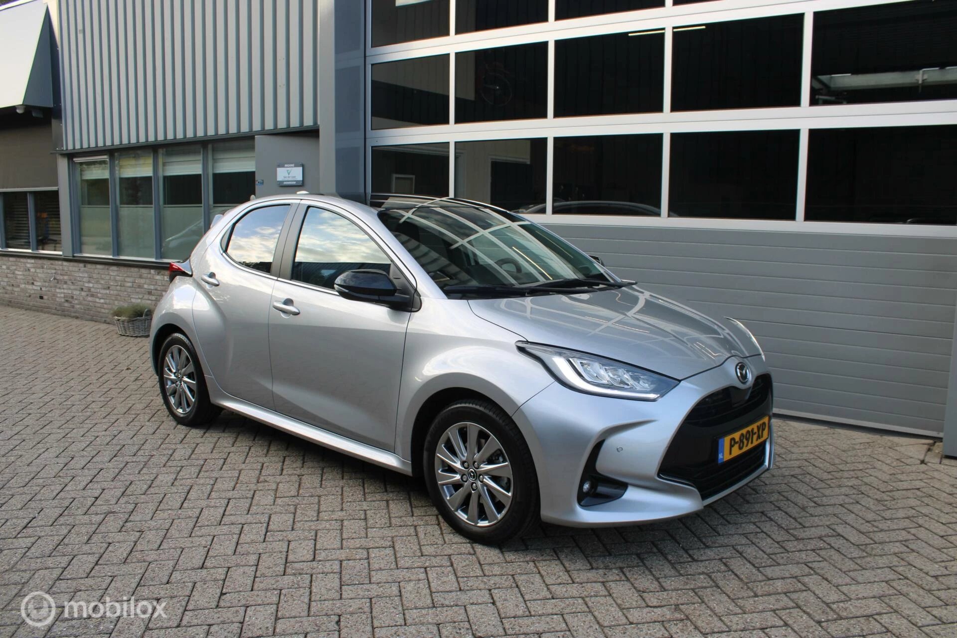 Hoofdafbeelding Mazda 2 Hybrid