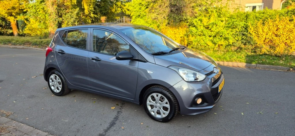 Hoofdafbeelding Hyundai i10