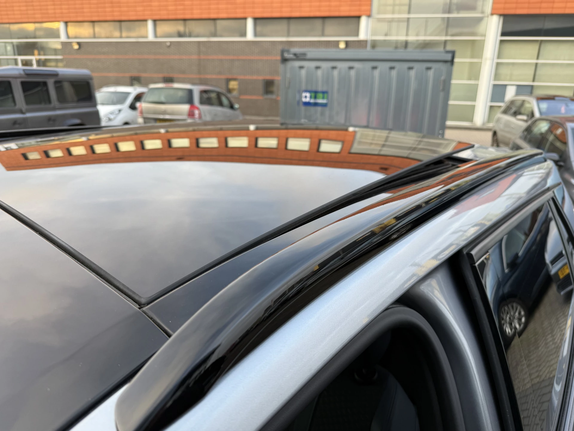 Hoofdafbeelding Peugeot e-2008