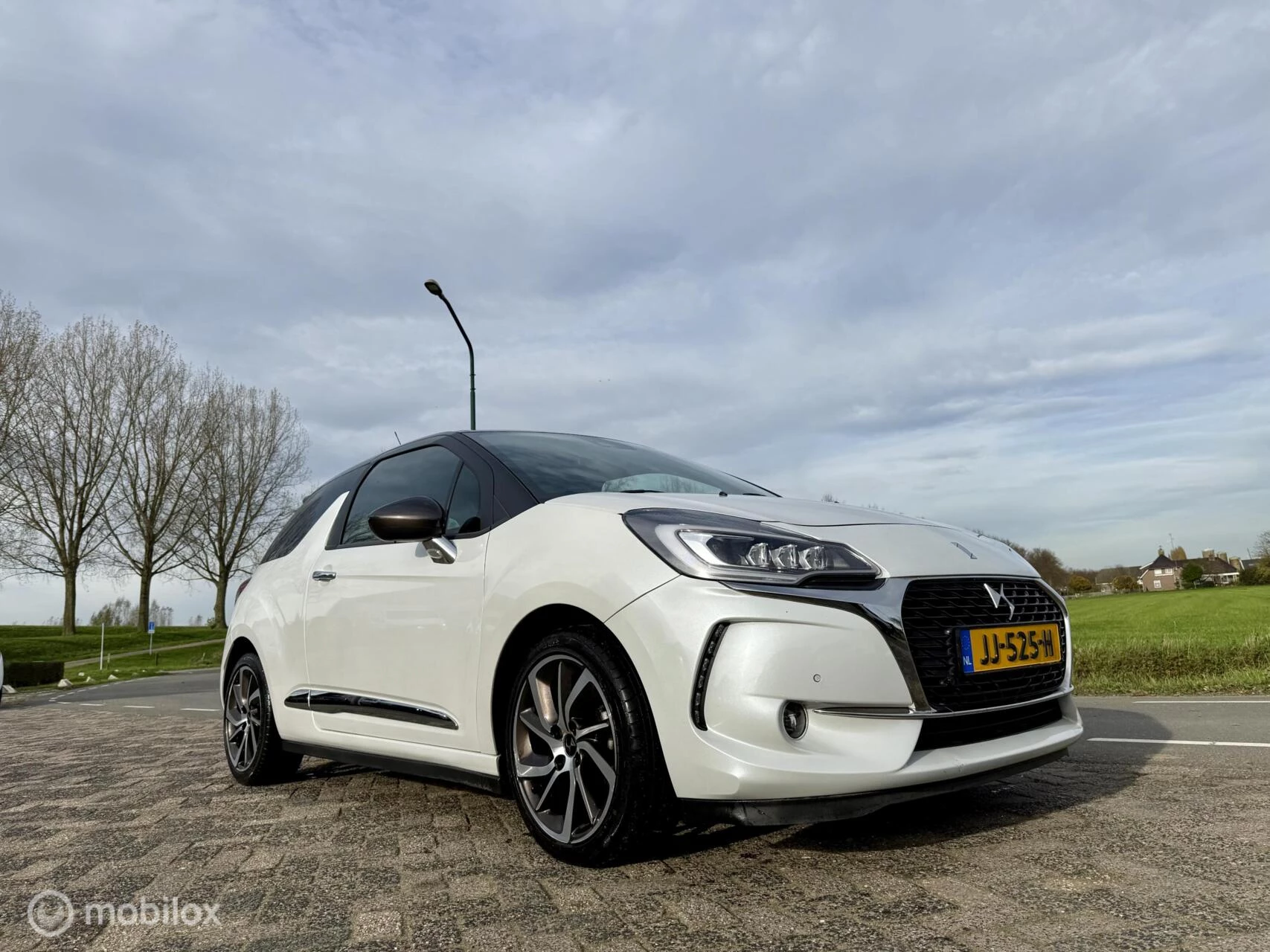 Hoofdafbeelding DS DS 3