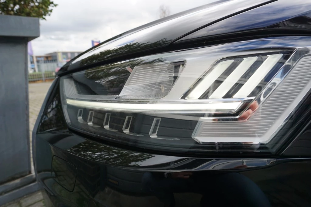 Hoofdafbeelding Audi A8