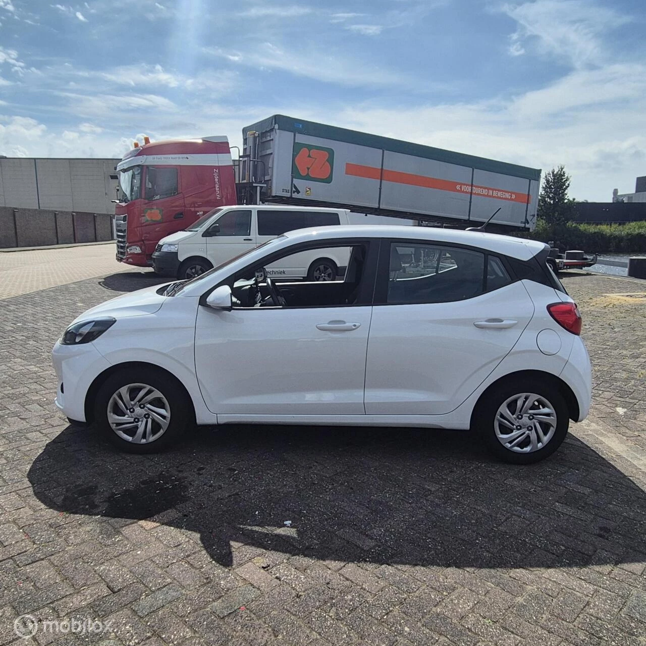 Hoofdafbeelding Hyundai i10