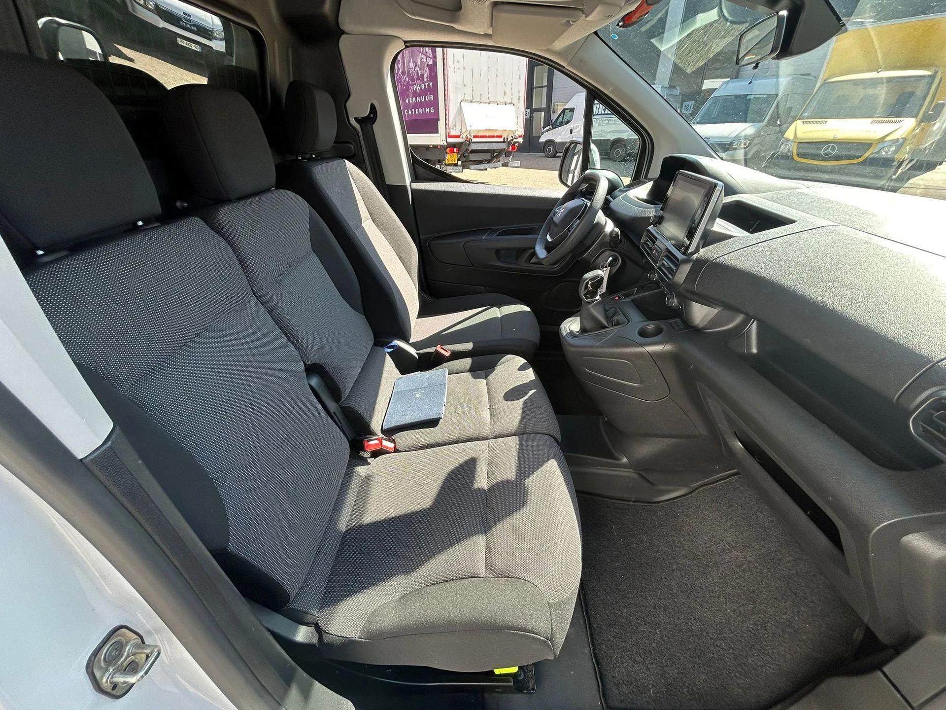 Hoofdafbeelding Peugeot Partner